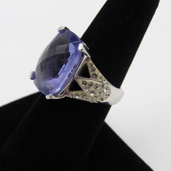 Vintage Size 7 Sterling Large Purple Glass Ring - Picture 2 of 8